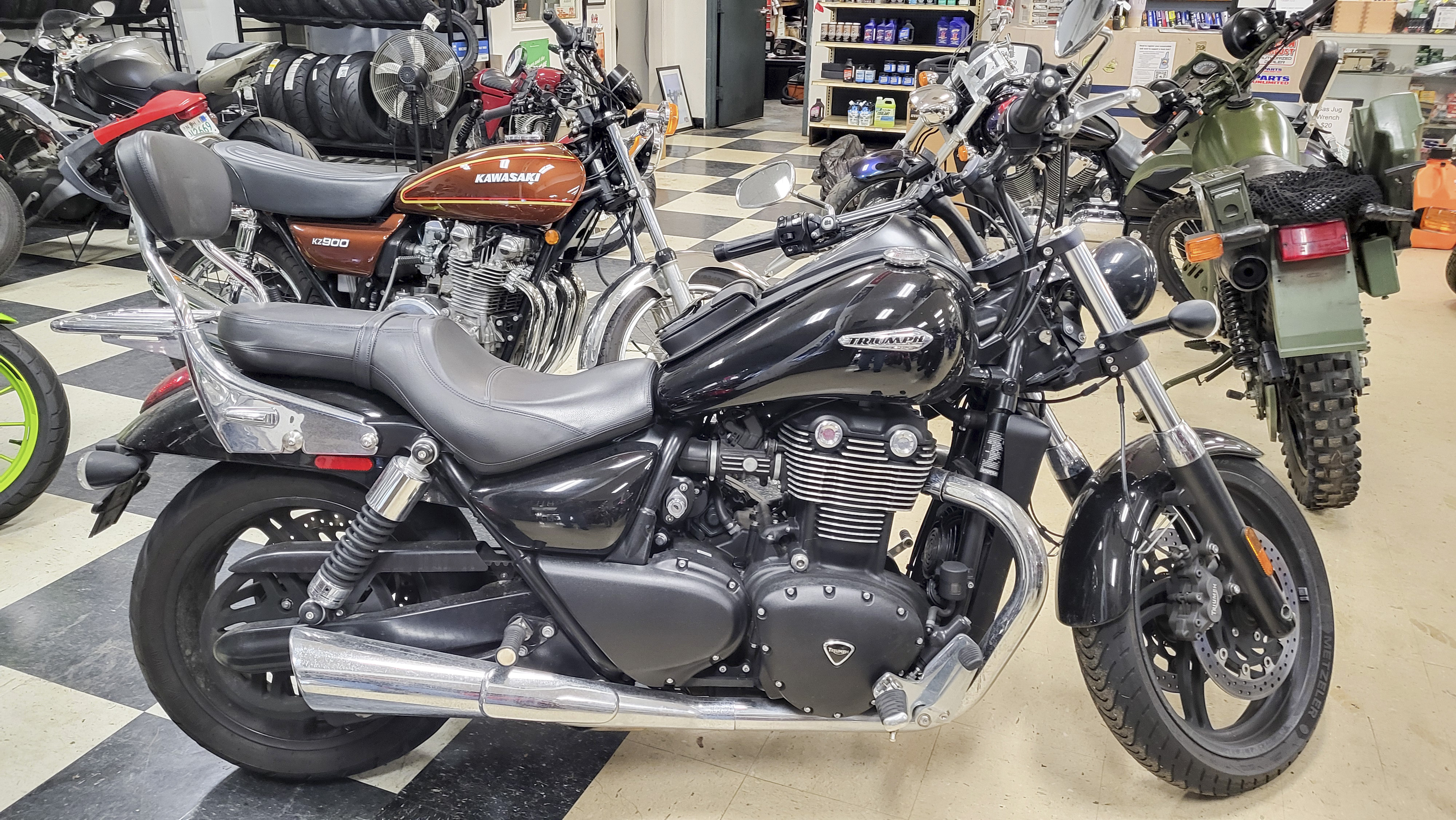 2014 Triumph Thunderbird Storm